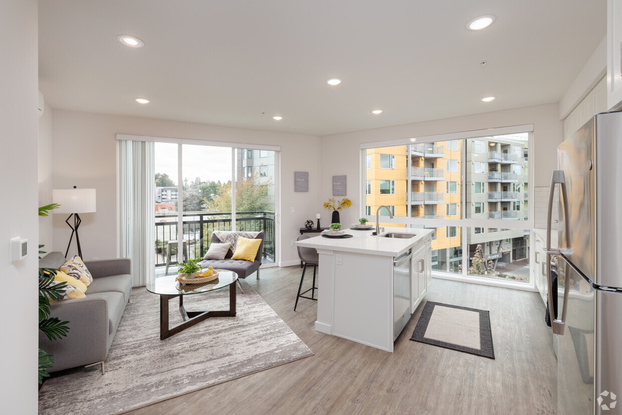 Monarch Apartments Primary View