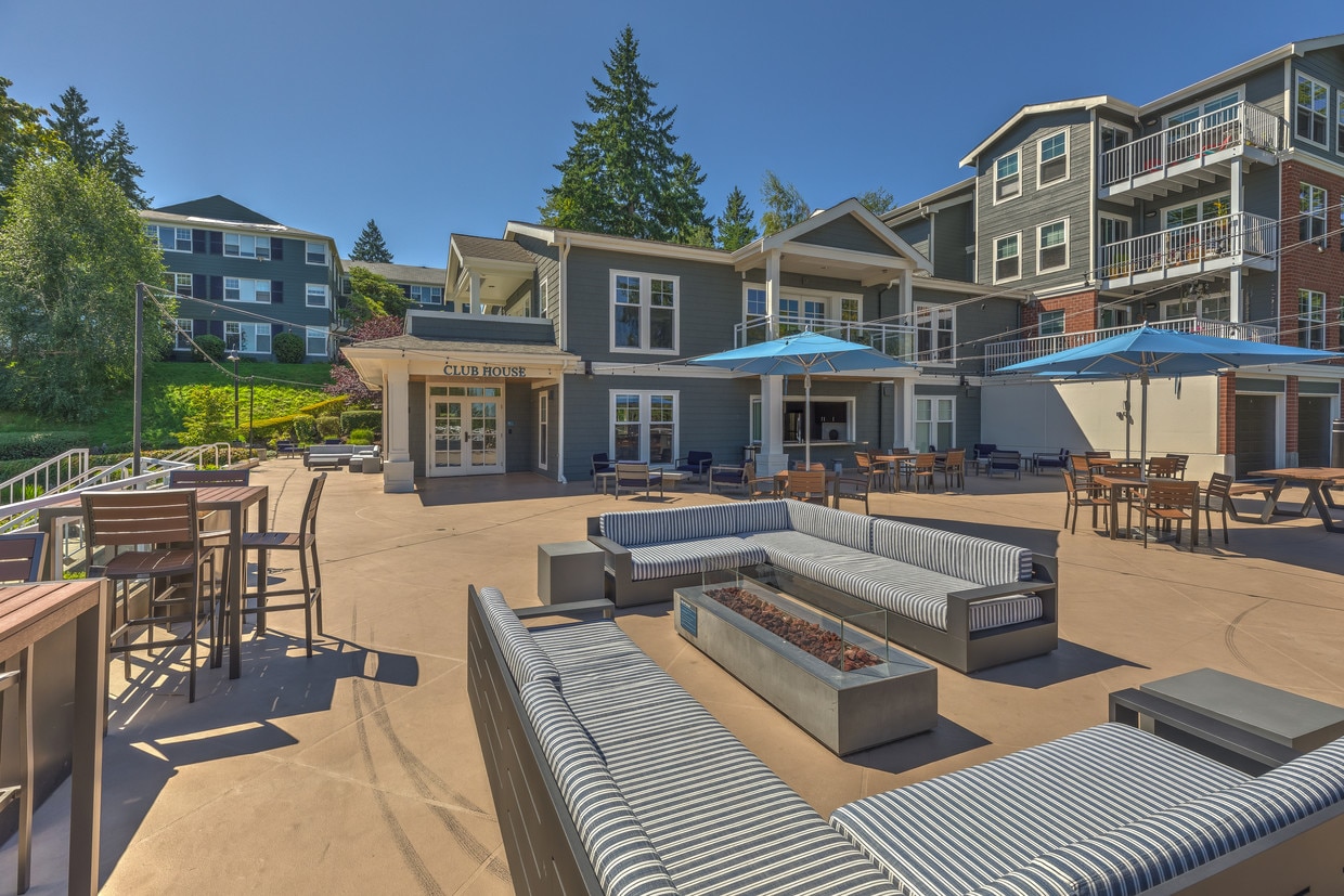 Shorewood Amenities